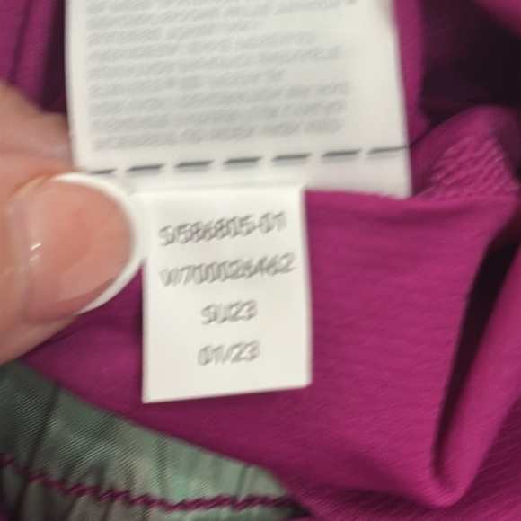 Athleta + Alicia Keys Enlighten Up Flutter Short abstract multicolor size small. - Picture 10 of 11